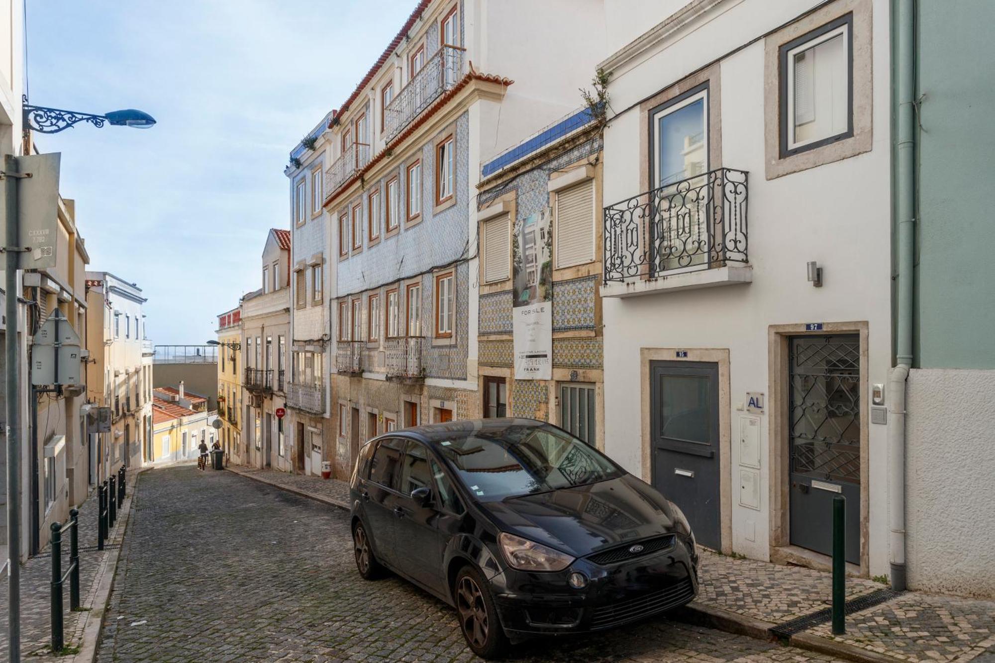 Barbadinhos Apartments In Lisbon Historic Neighborhood Exterior foto